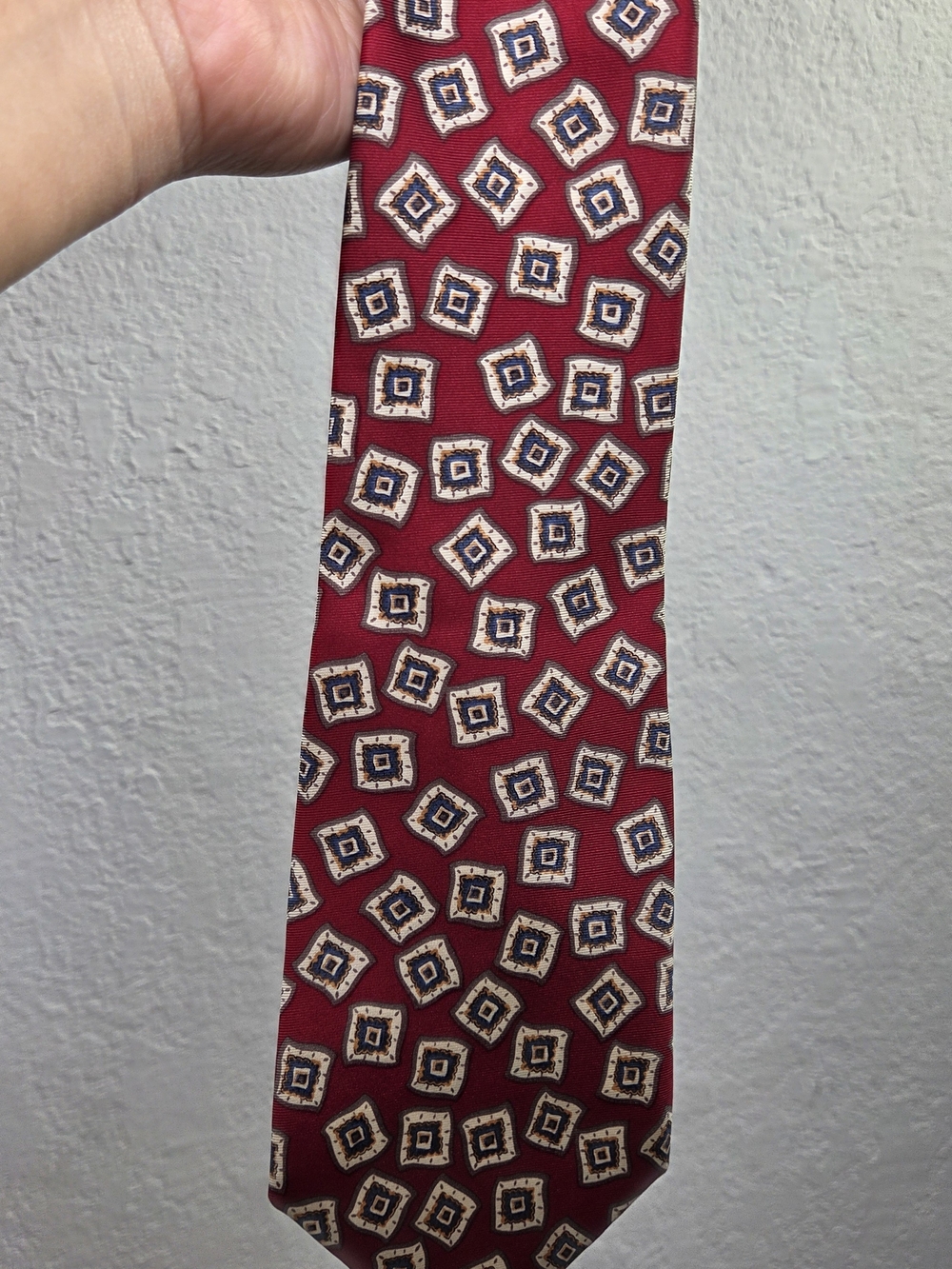 Stonehenge Vintage Red Geometric Pattern Men's Tie